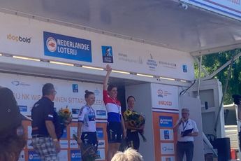 Marianne Vos can laugh about the "generation gap" on the podium of the Dutch National Championships: "The other two also enjoyed it."